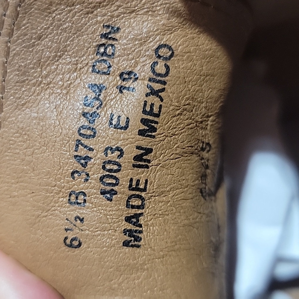 Vintage Frye Carson Dark Brown Leather Lace Up Booties - Picture 11 of 16